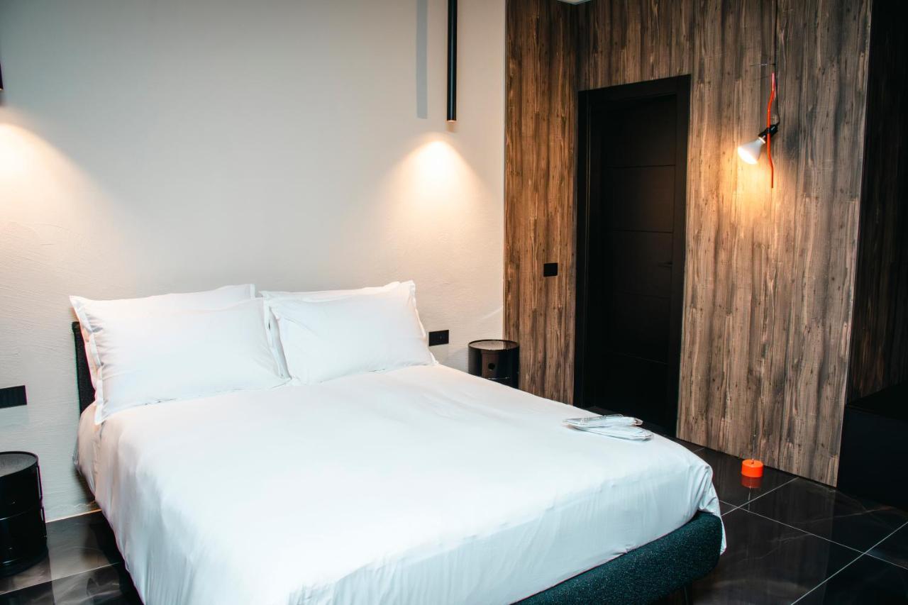 Etrus - Boutique Room & Rooftop ปอนเตกัญญาโน ภายนอก รูปภาพ